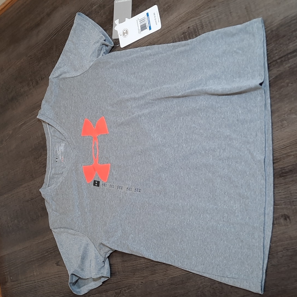 Girls Youth Under Armour Gray Heat Gear size large or xlarge